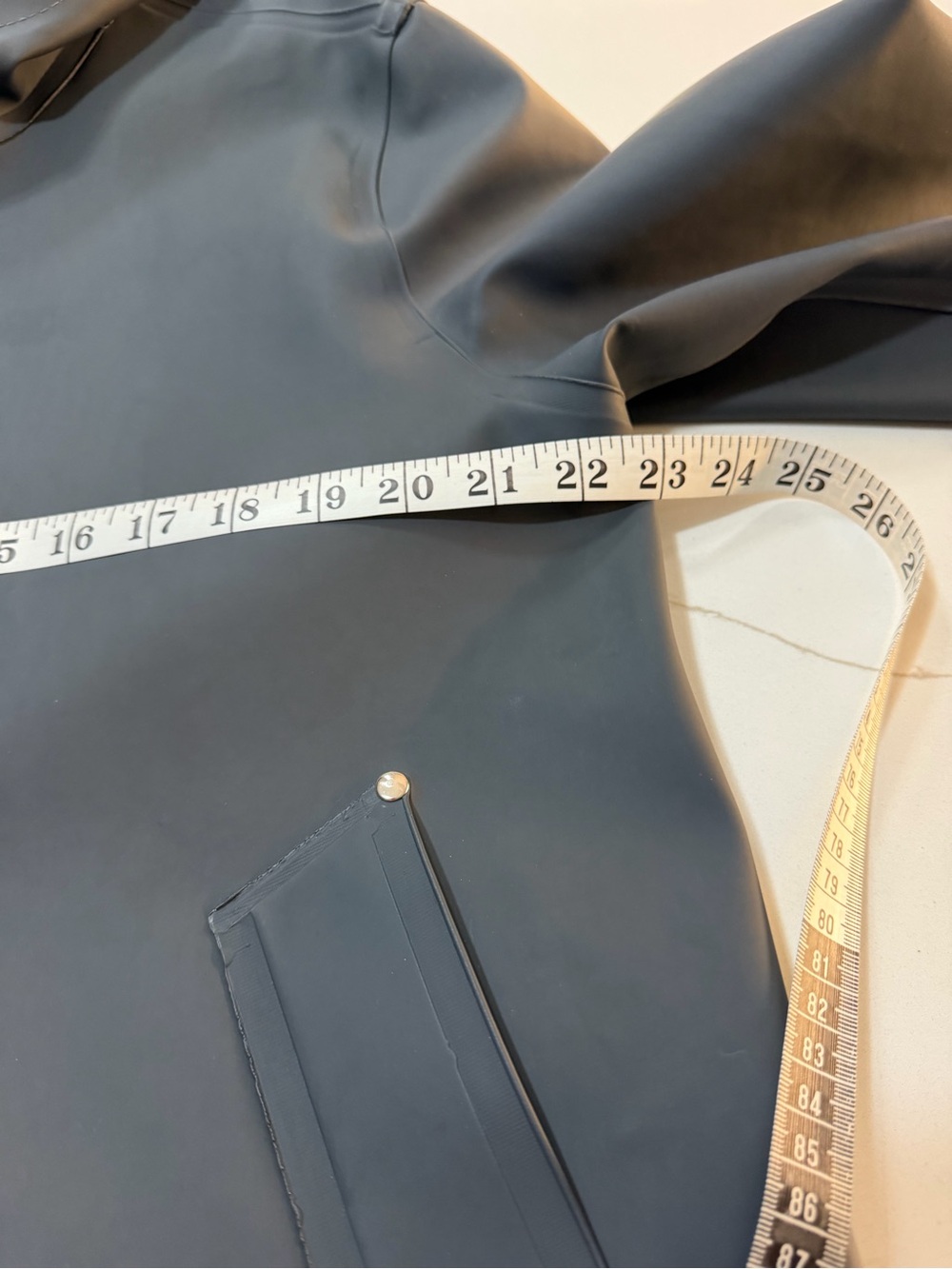 Stutterheim Men's Hooded Raincoat Jacket - charcoal grey size Medium - Picture 8 of 15
